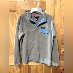 Patagonia Synchilla Women’s Pullover Medium! 💗